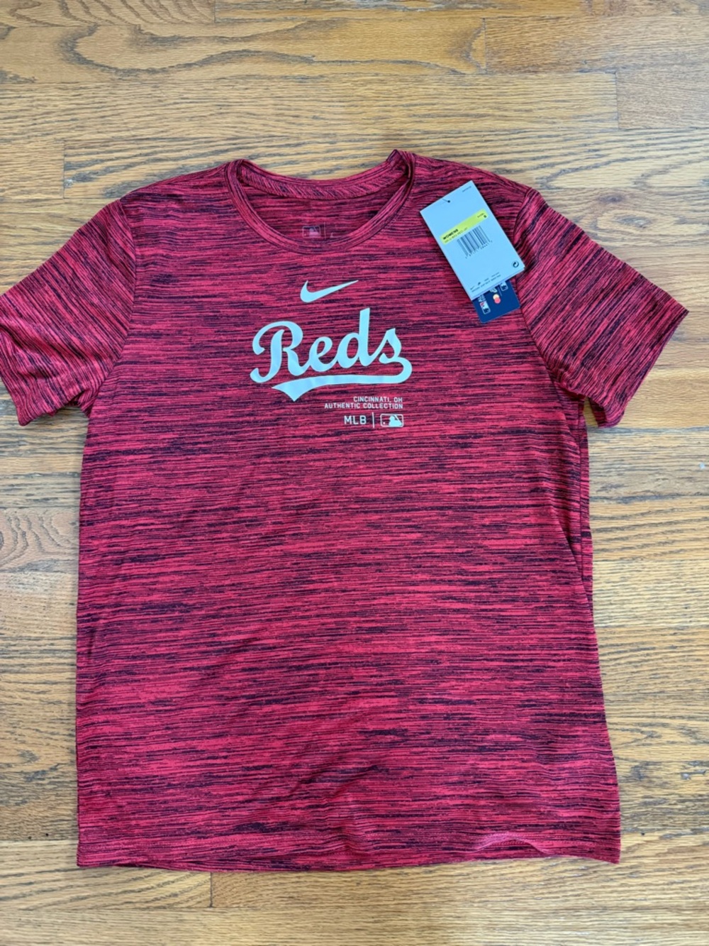 Nike Women’s Cincinnati Reds Red Heather Tee